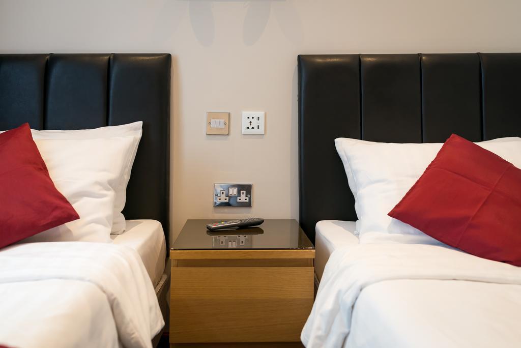 Adria Hotel Λονδίνο Εξωτερικό φωτογραφία
